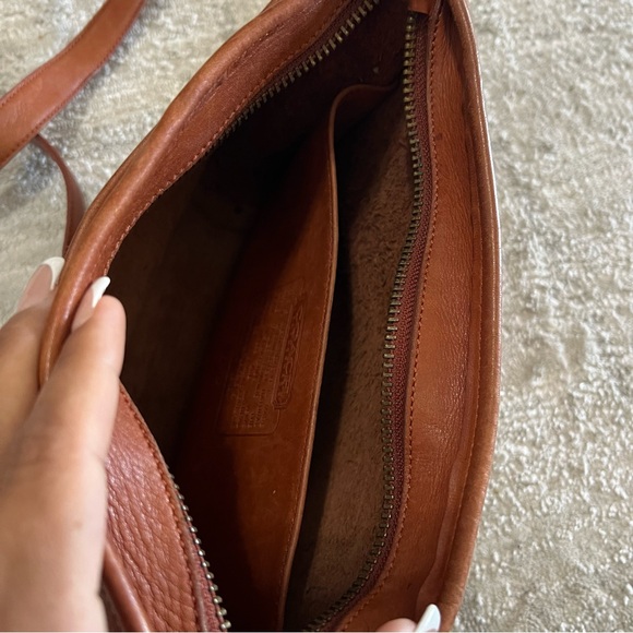 Vintage Coach Taylor Brown Crossbody Y2K Leather Zip Womens Purse - Picture 7 of 9